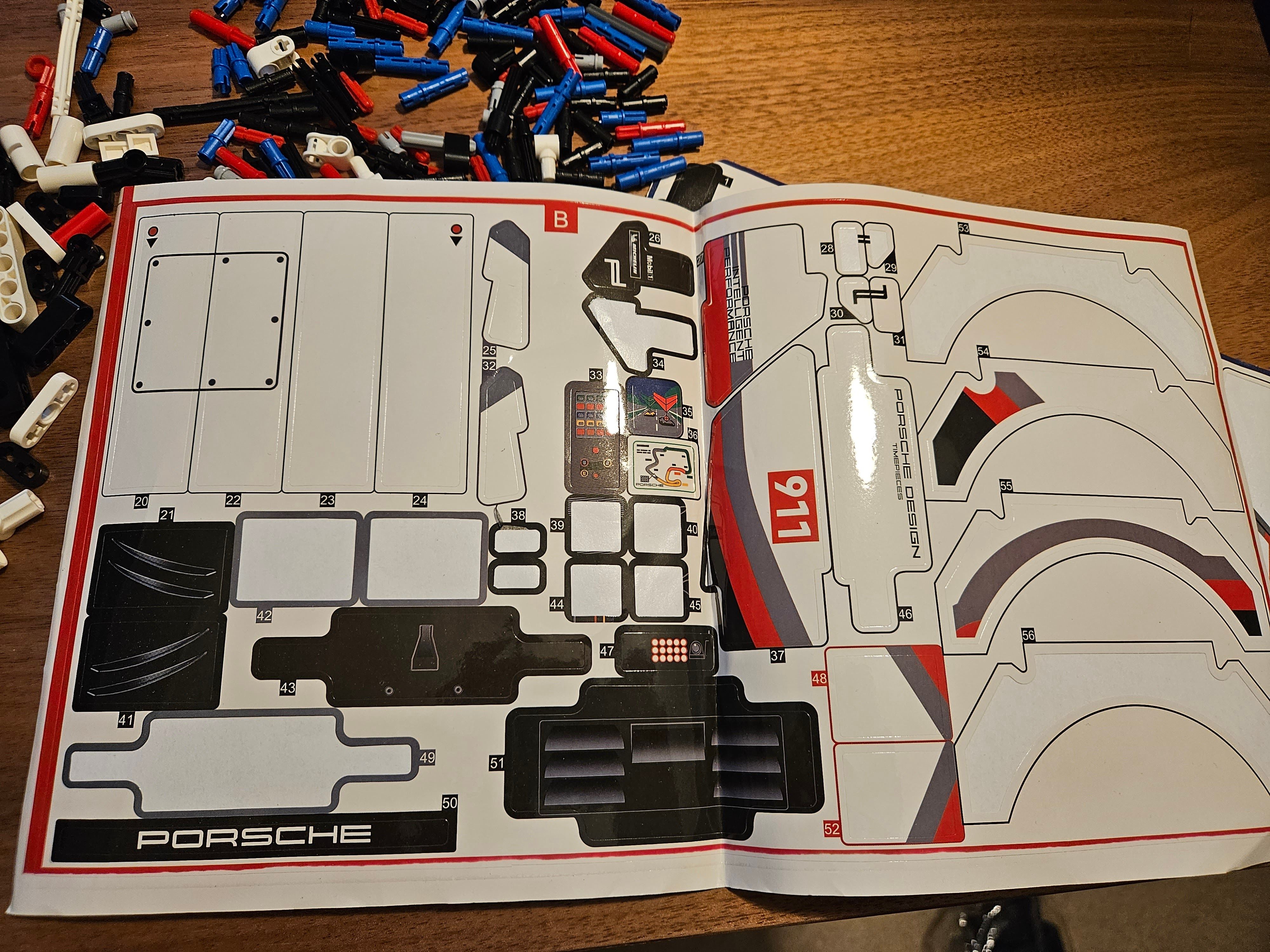 I got scammed with a very high quality fake LEGO Porsche 911 RSR! Here ...